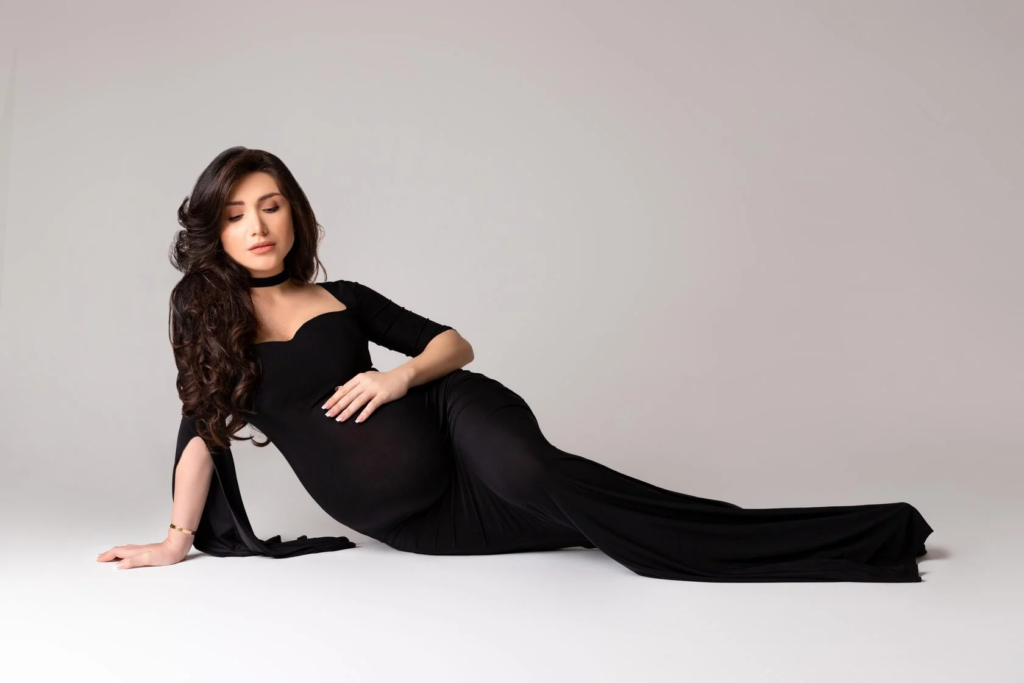 Maternity Shoot Must-Haves - Items To Bring